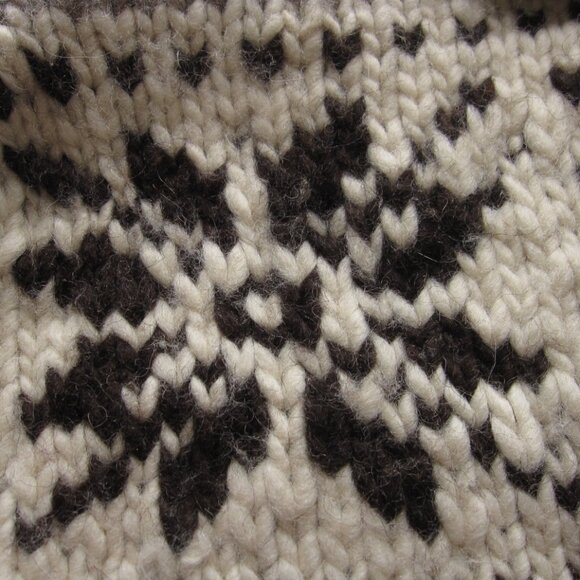 Vintage 80s Genuine Cowichan Indian Knit Cardigan Snowflake Sweater Wool Sz S-M - Picture 5 of 8